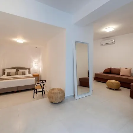 Apartment Luxurious Santorini Escape Villa Imerovigli Private Infinity Pool Breathtaking Aegean Views Vourvoulos